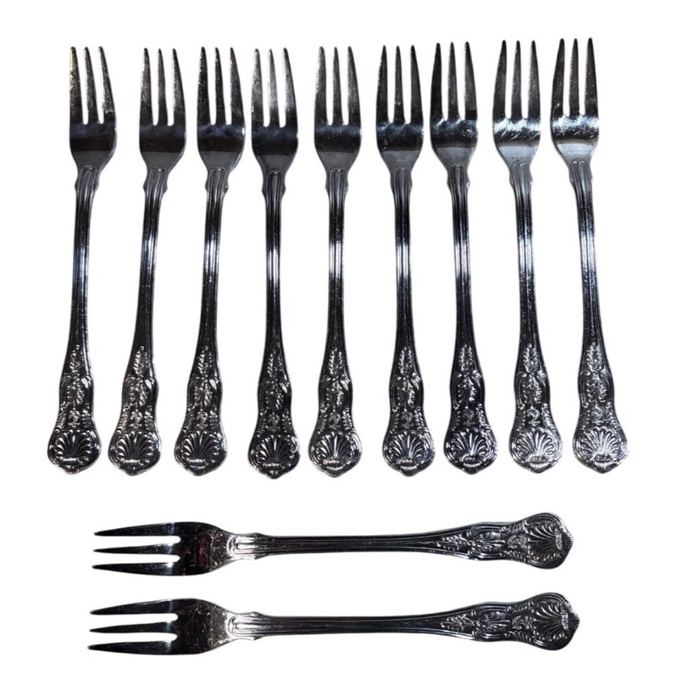 International Silver Cocktail & Seafood Forks Kings Pattern Lot of 11Taiwan Vtg